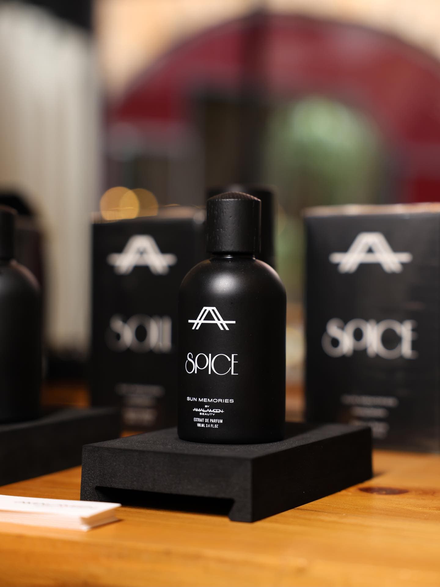Not everyone wears it… few own it.

Discover our exclusive scent, now at Écaille - Saifi Village @amalameenbeauty 

#écaille #amalameenqa #a